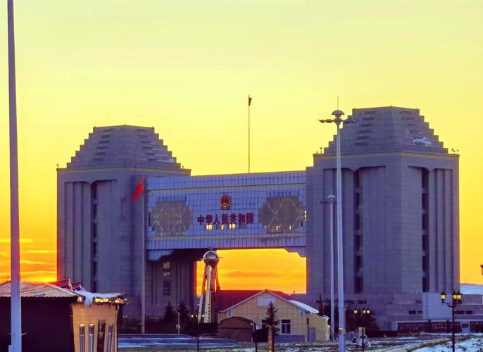 滿洲里口岸國(guó)門景區(qū)八點(diǎn)前是免費(fèi)進(jìn)嗎 滿洲里口岸國(guó)門景區(qū)八點(diǎn)前是免費(fèi)進(jìn)嗎